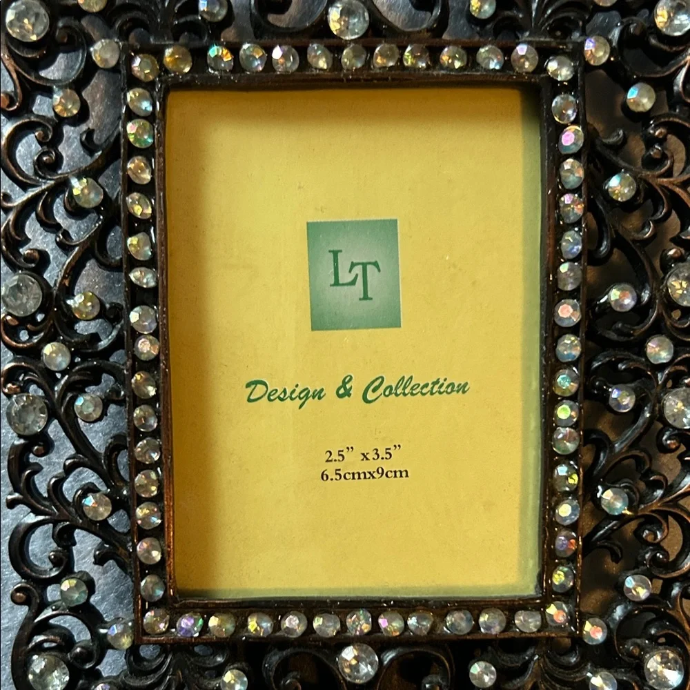 Design & Collection ornate bejeweled